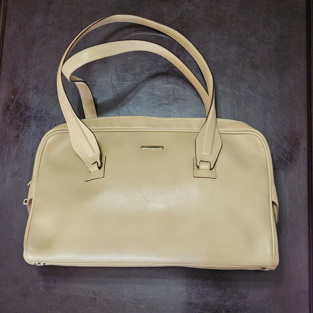 Gucci Tan Shoulder Bag